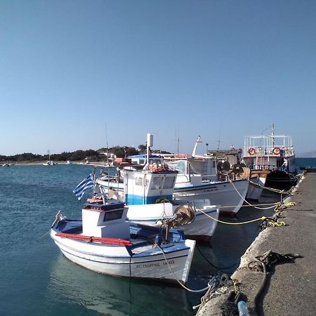 Theofanis Studios Agia Anna  Exterior photo