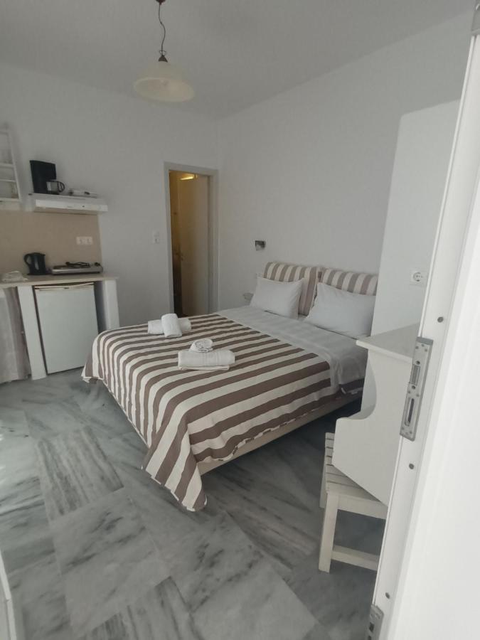 Theofanis Studios Agia Anna  Exterior photo