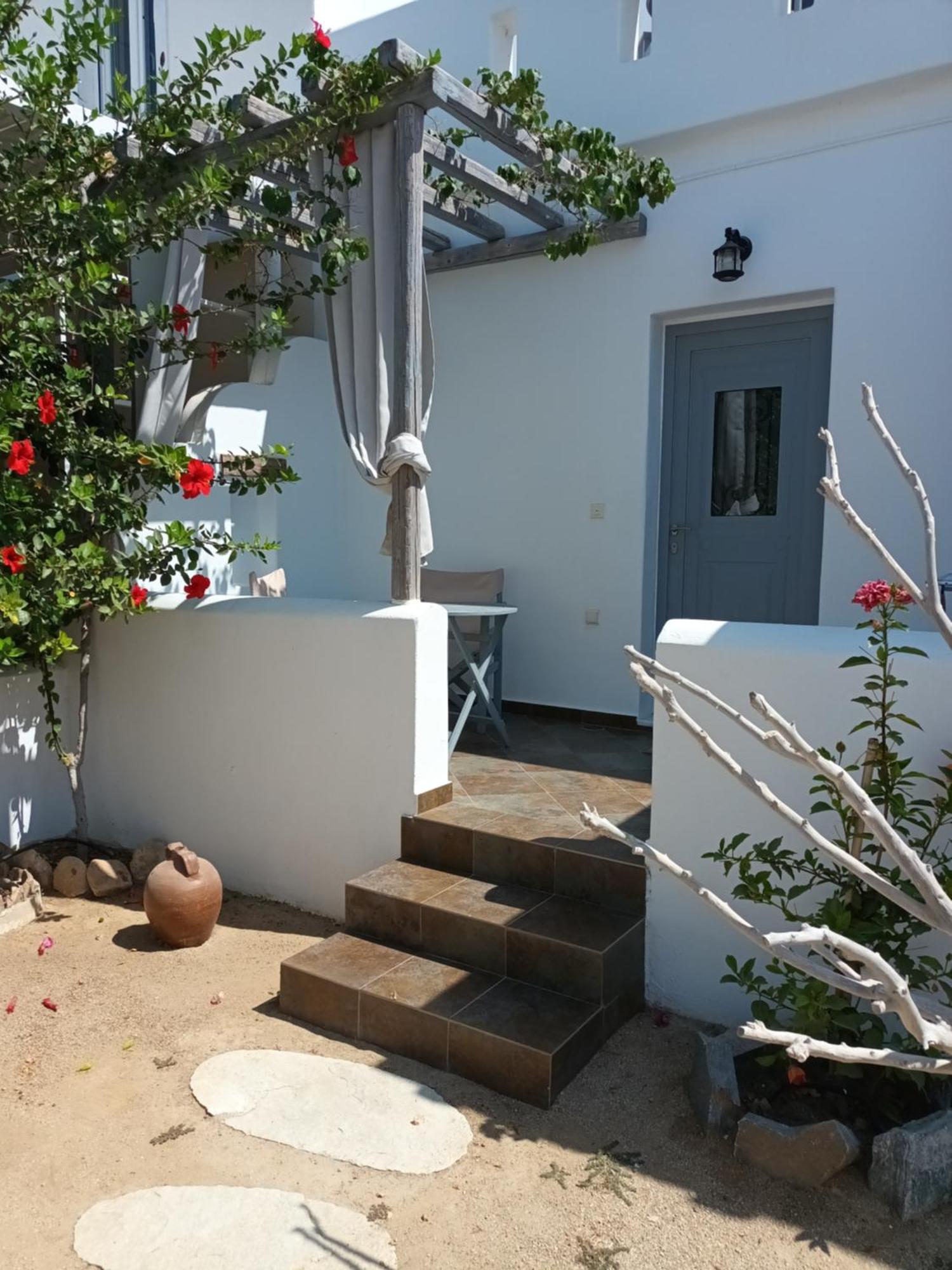 Theofanis Studios Agia Anna  Exterior photo