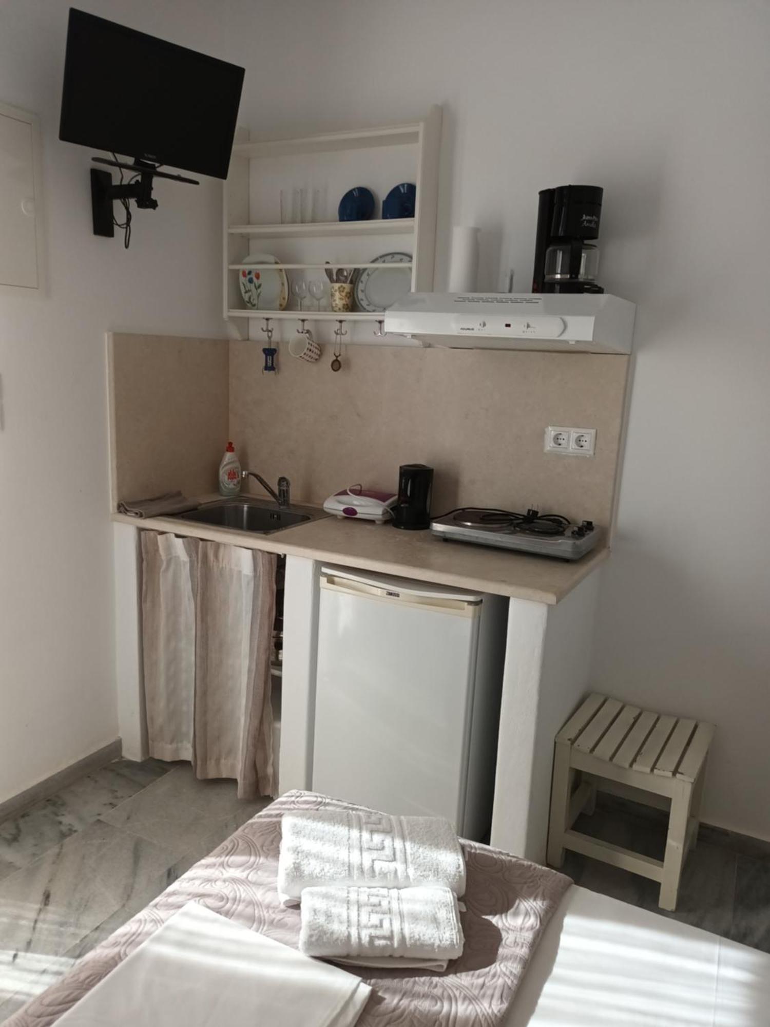 Theofanis Studios Agia Anna  Exterior photo